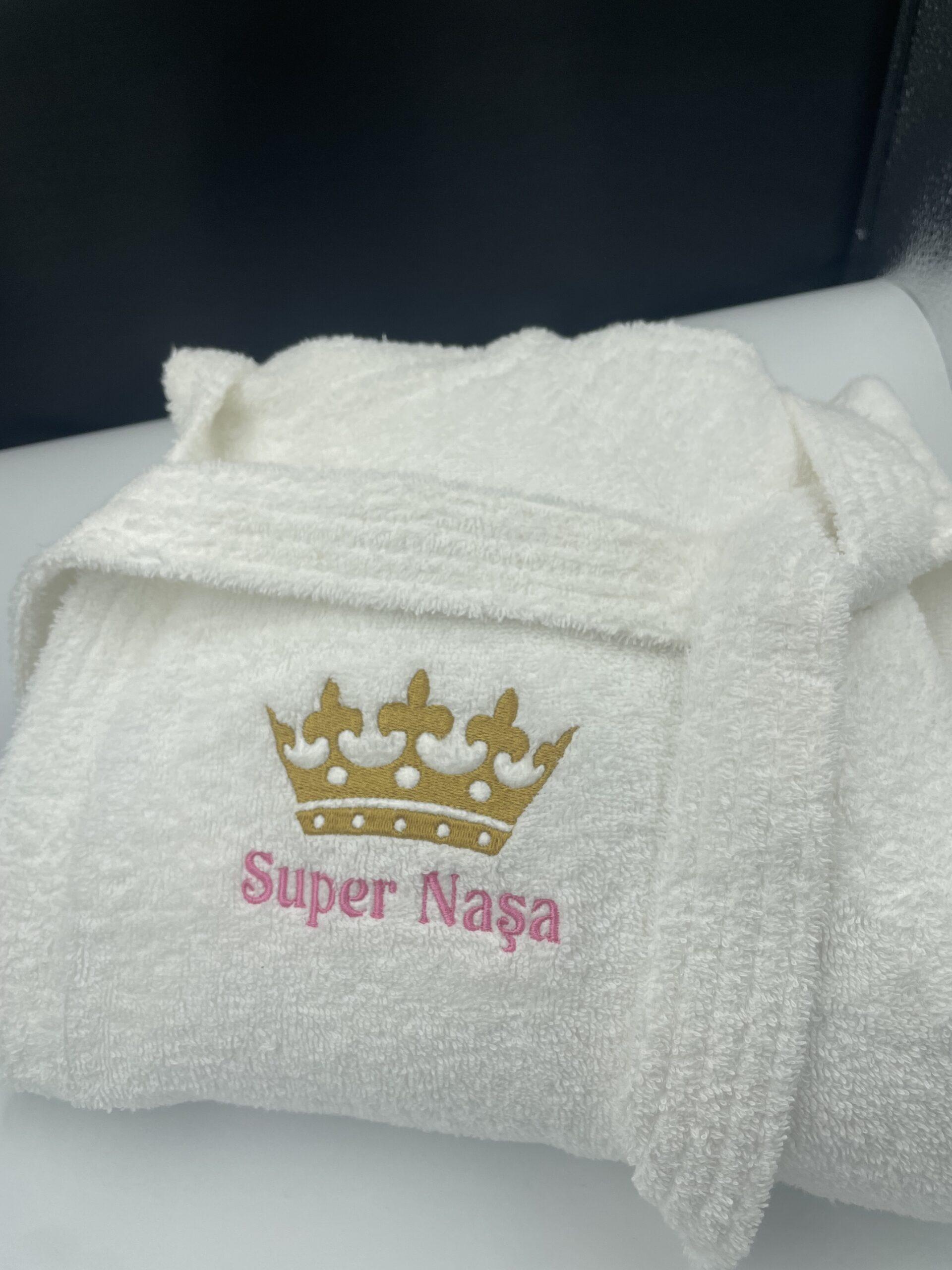 Handtuch und Bademantel personalisiert – Bild 23