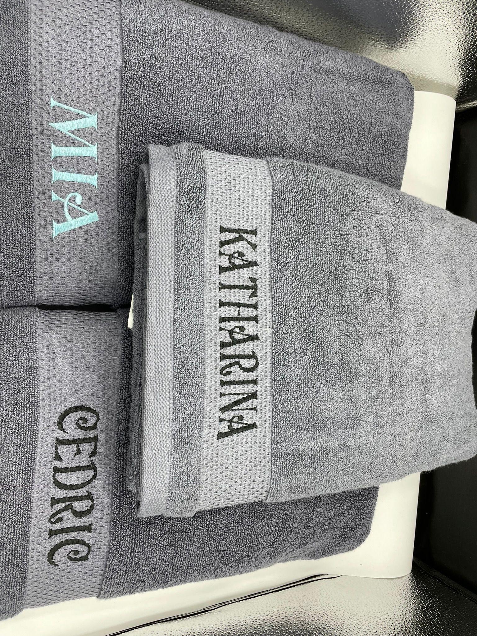 Handtuch und Bademantel personalisiert – Bild 6